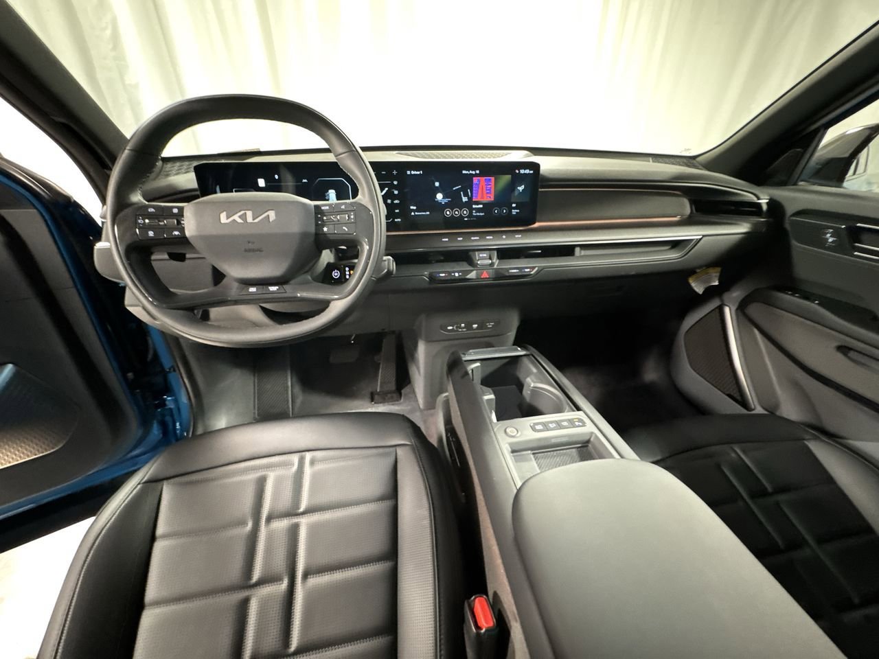 New 2026 Kia EV9 Land w/ Nightfall Edition Package image 12