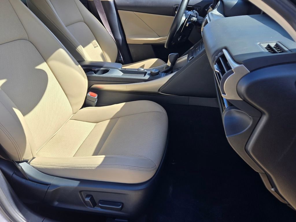 Used 2019 Lexus IS 300 w/ Premium Package image 20