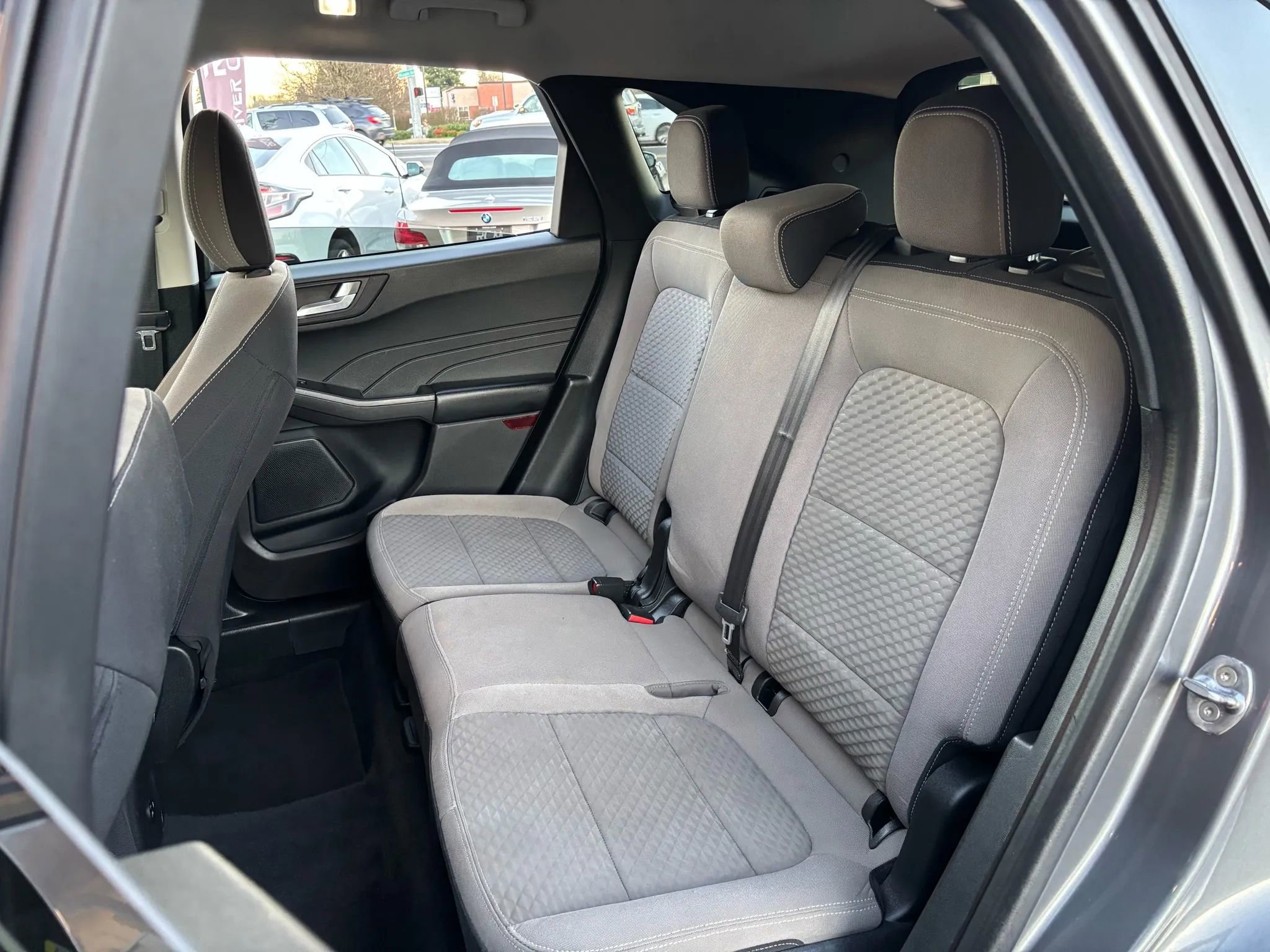 Used 2021 Ford Escape SE image 21