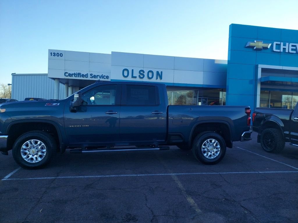 New 2026 Chevrolet Silverado 3500 LT w/ All Star Edition image 2