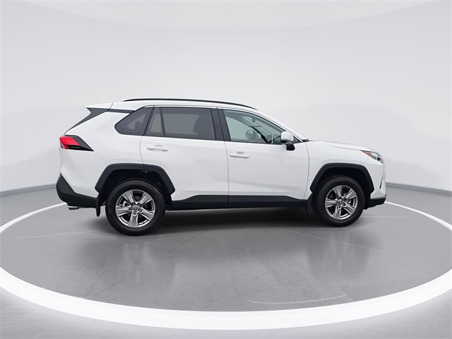 Used 2025 Toyota RAV4 XLE image 9