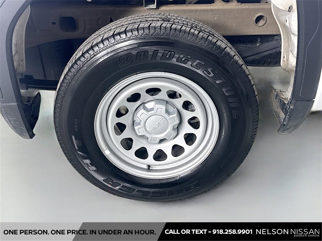 Used 2024 GMC Sierra 1500 Pro w/ Pro Value Package image 29