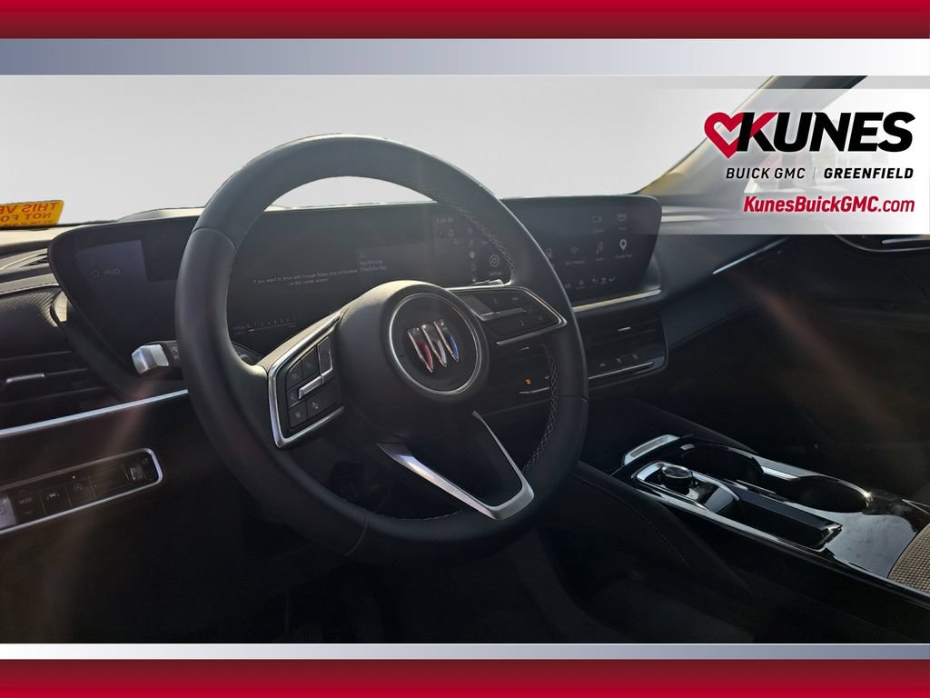 Used 2025 Buick Envision Preferred AWD/4WD image 14