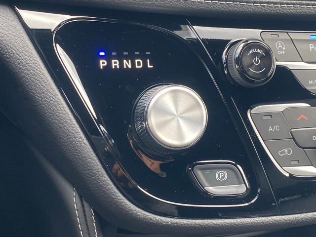 New 2026 Chrysler Pacifica Limited AWD/4WD image 25