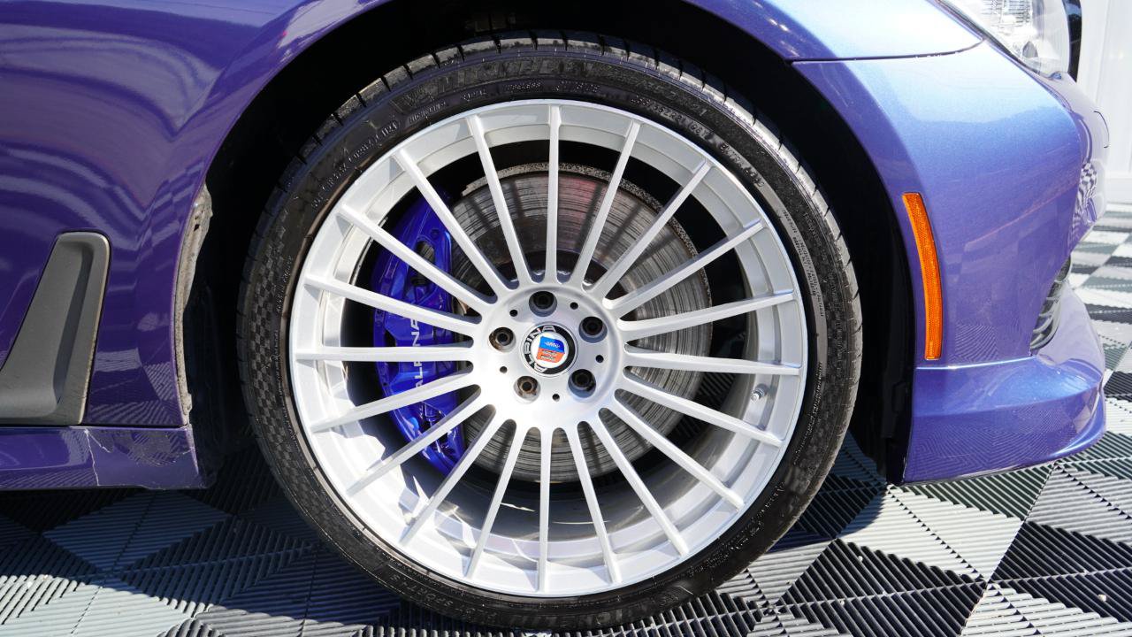 Used 2018 BMW ALPINA B7 xDrive AWD/4WD image 33