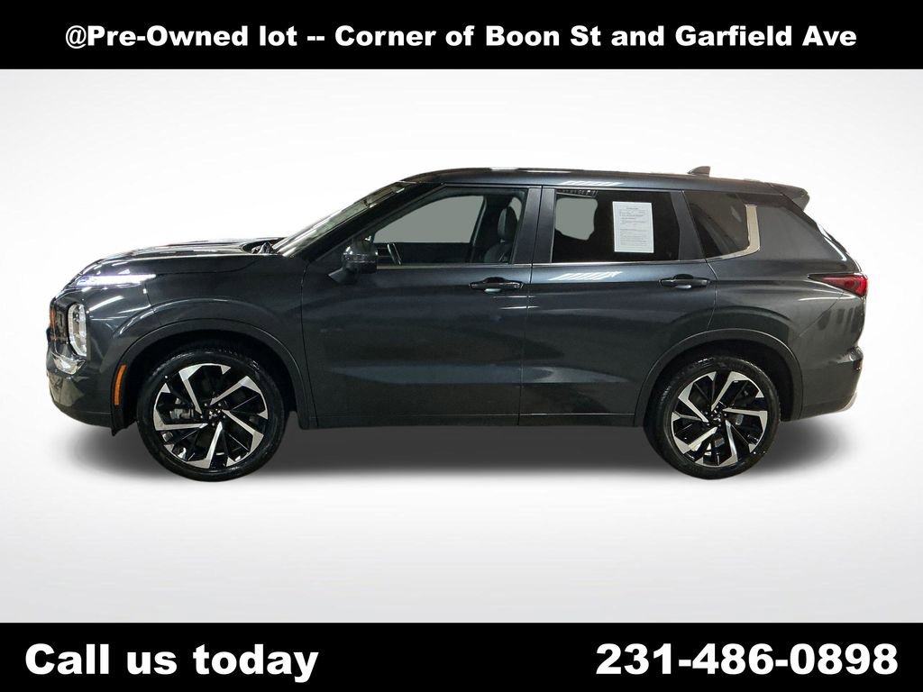 Used 2024 Mitsubishi Outlander SE AWD/4WD video 2