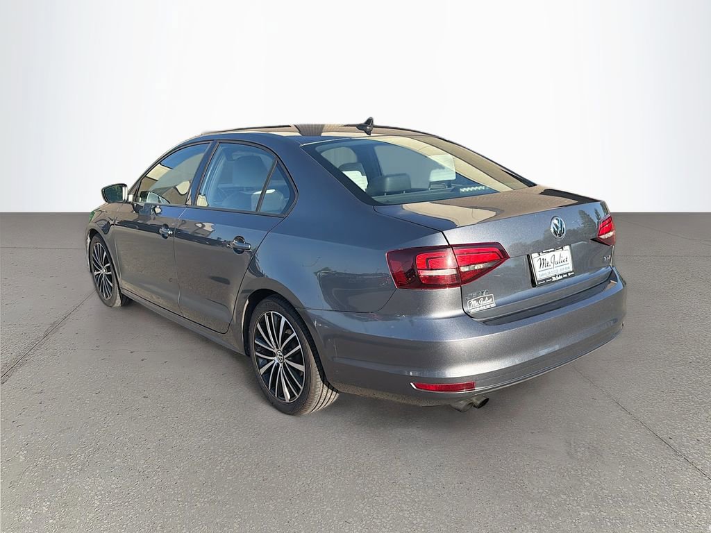 Used 2016 Volkswagen Jetta Sport FWD image 6