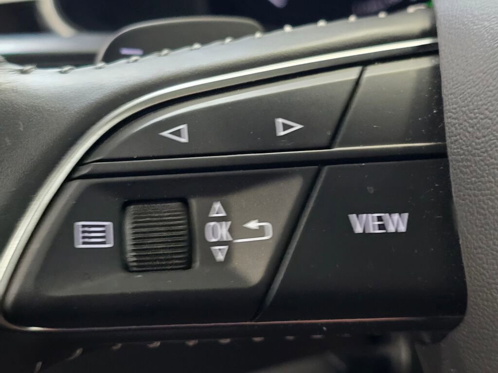 Used 2020 Audi Q8 Prestige image 46