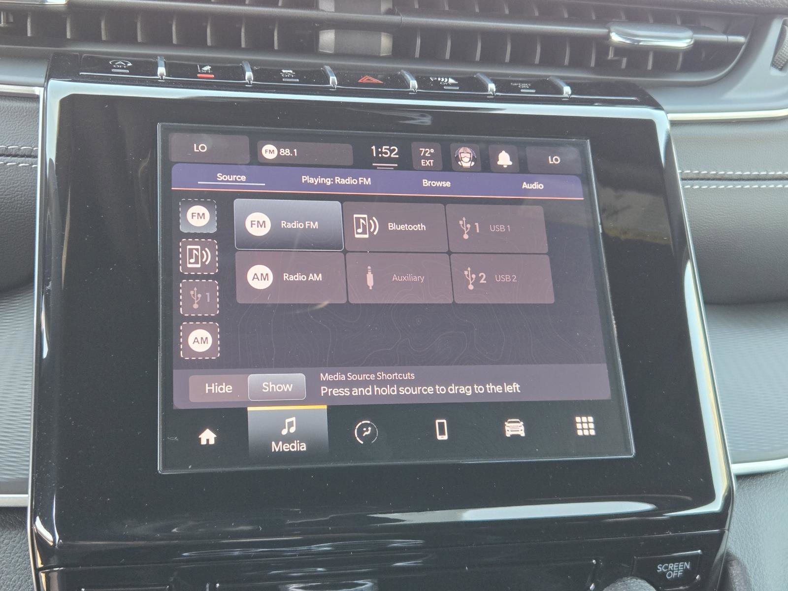 New 2026 Jeep Grand Cherokee L Laredo RWD image 9