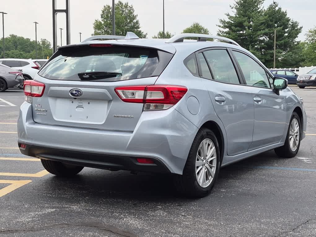 Used 2018 Subaru Impreza 2.0i Premium w/ Eyesight & BSD & Rcta AWD/4WD image 3