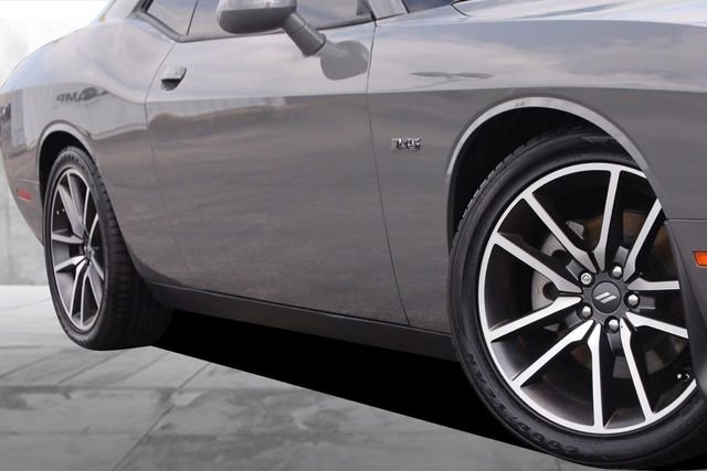 Used 2023 Dodge Challenger R/T w/ Plus Package RWD image 3