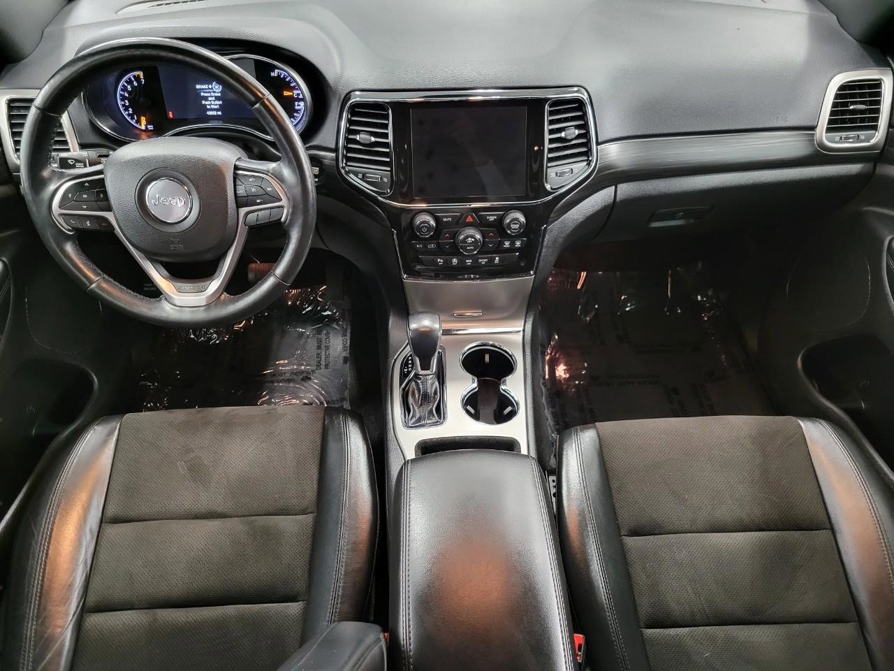 Used 2021 Jeep Grand Cherokee Laredo X AWD/4WD image 7