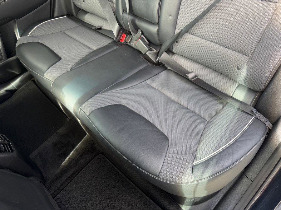 Used 2020 Kia Niro EX w/ Cold Weather Package image 41