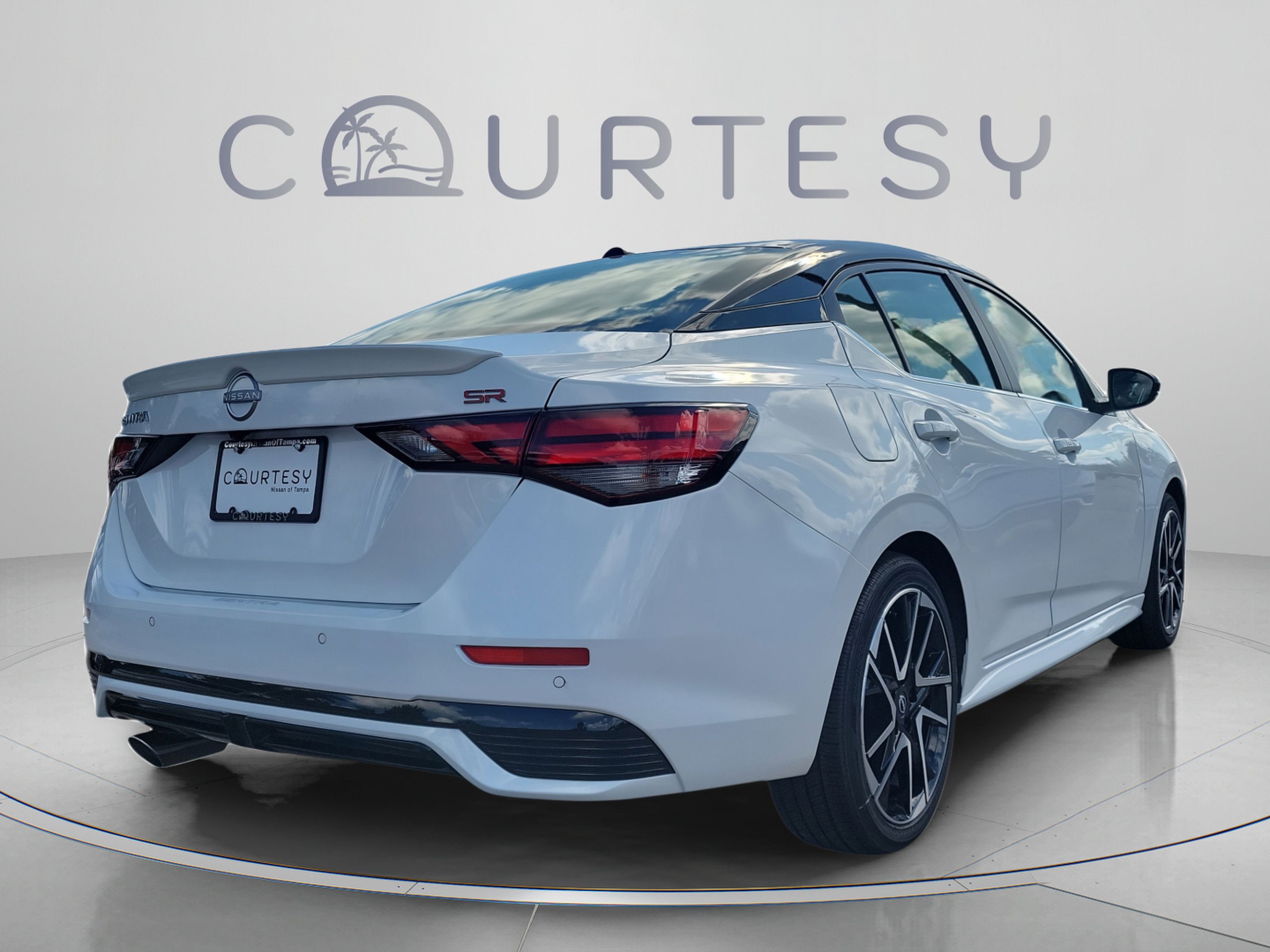 New 2025 Nissan Sentra SR FWD image 5