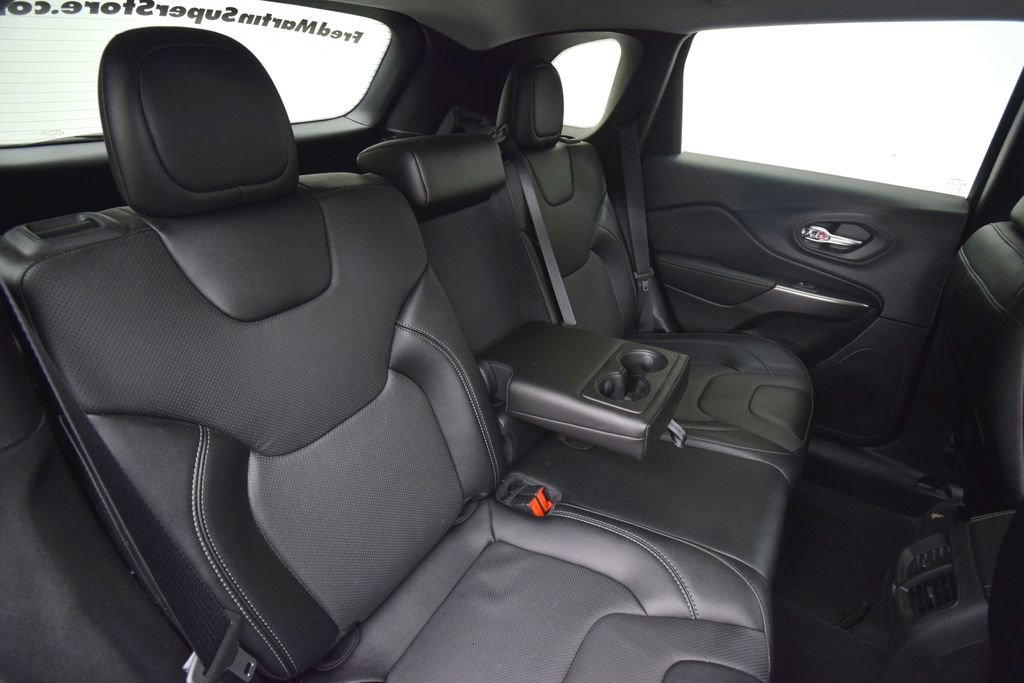 Used 2022 Jeep Cherokee Latitude Lux AWD/4WD image 20