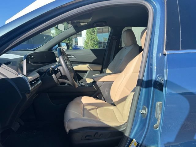 Certified 2024 Cadillac XT4 Luxury FWD image 10