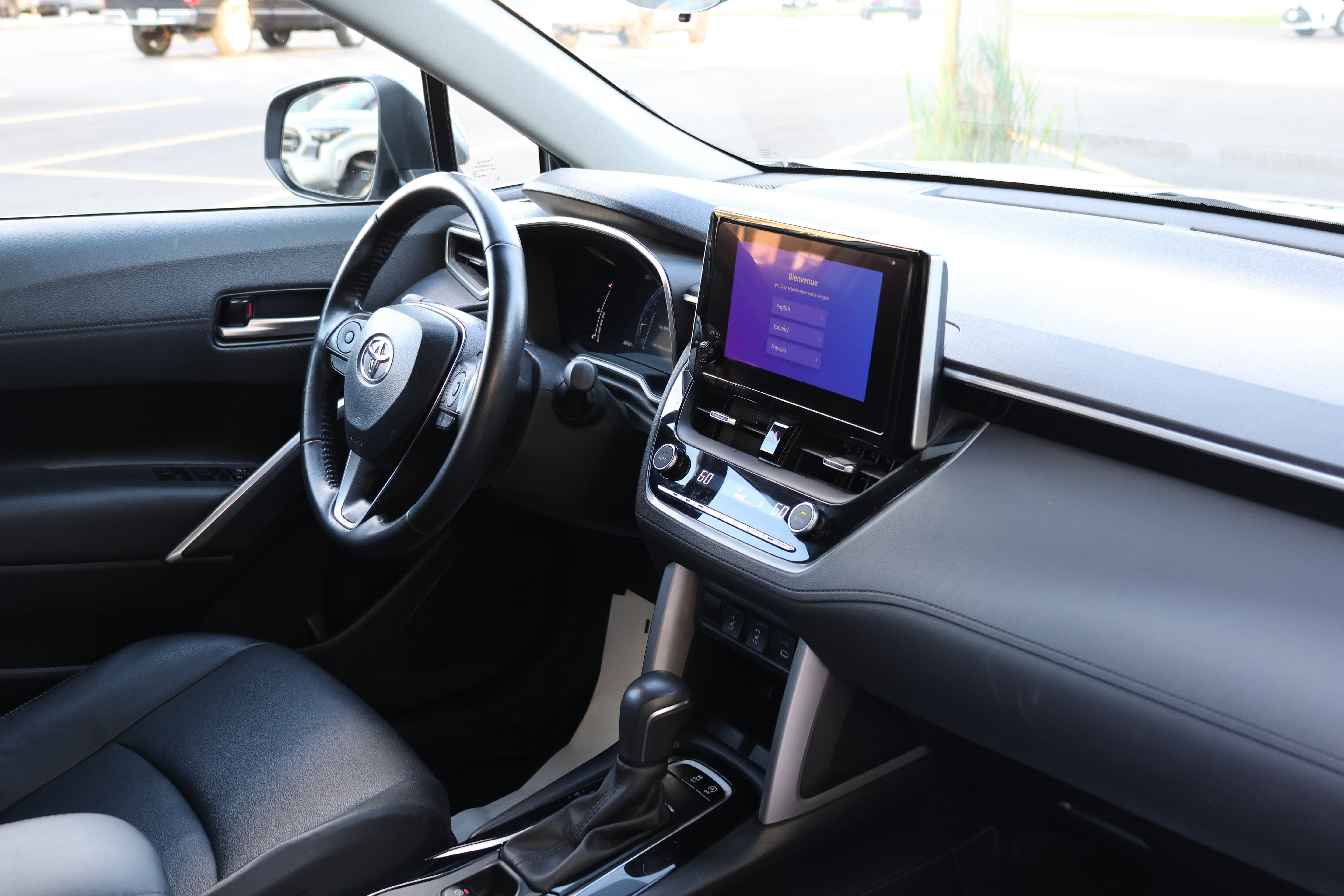 Certified 2024 Toyota Corolla Cross XLE FWD image 32
