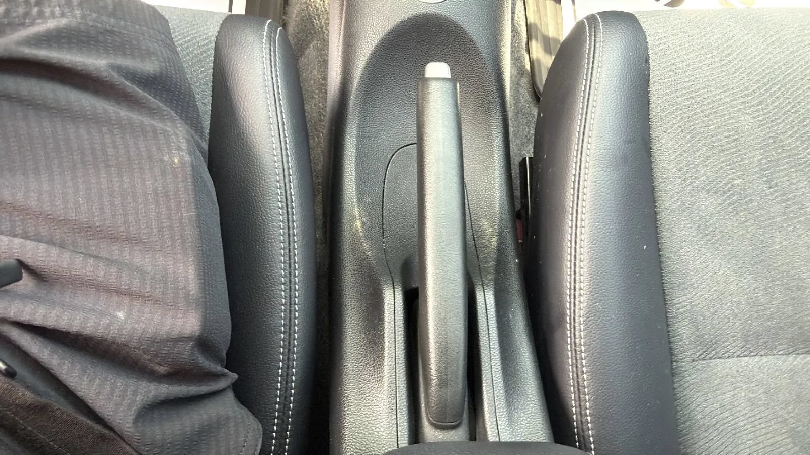 Used 2014 Honda Insight EX image 40