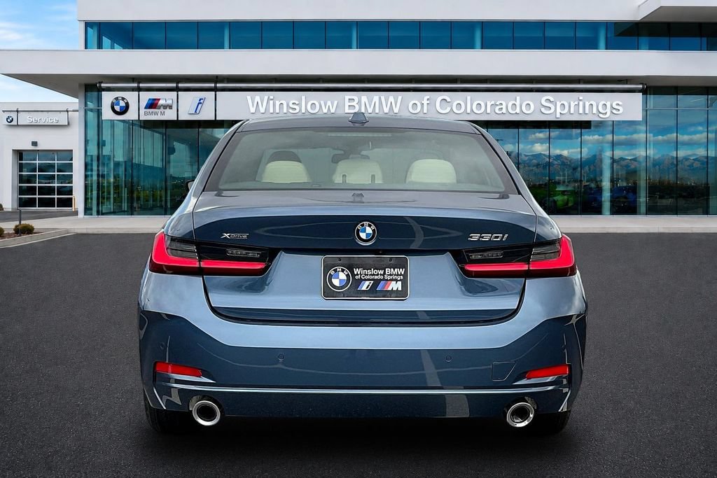 New 2026 BMW 330i xDrive Sedan w/ Premium Package AWD/4WD image 5