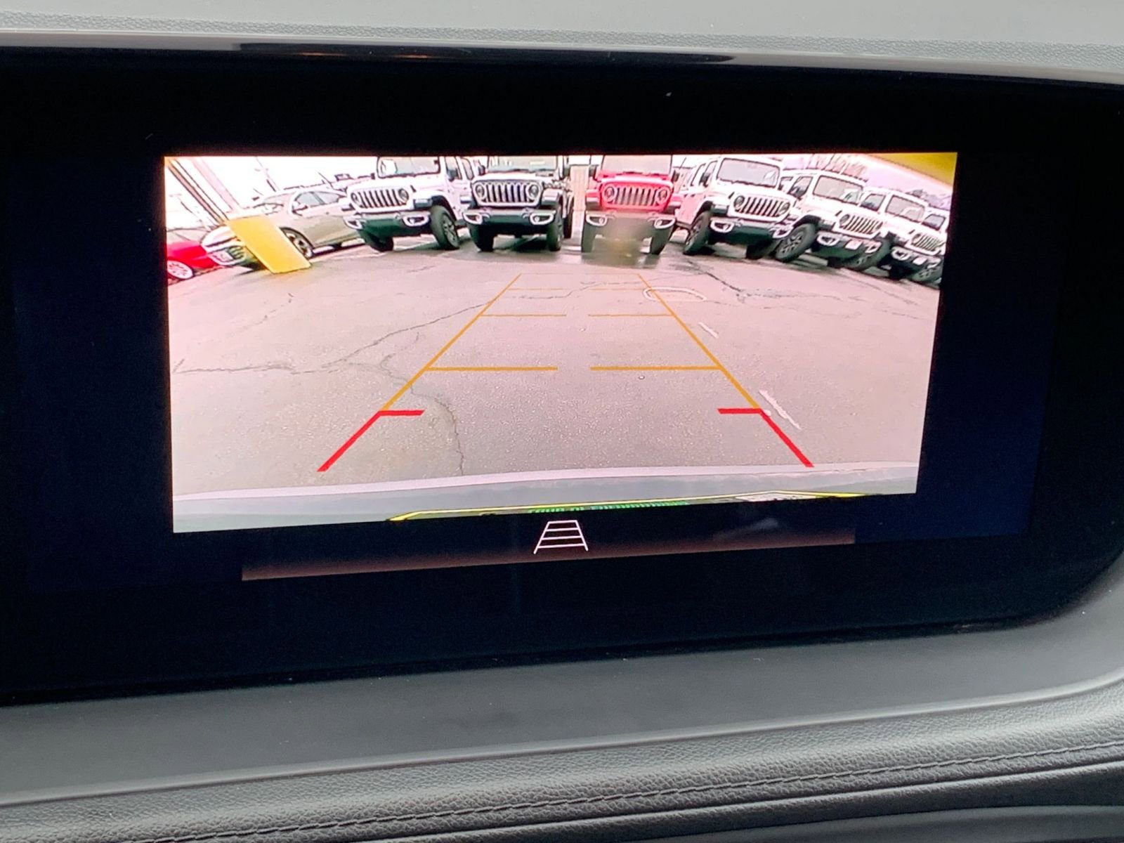 Used 2025 Buick Encore GX Preferred image 17