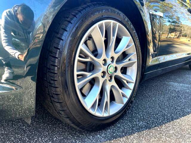 Used 2014 Jaguar XF 3.0 image 16