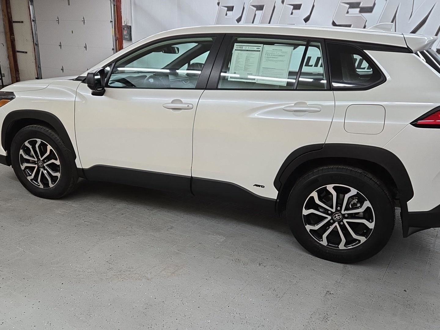 Used 2023 Toyota Corolla Cross S image 3