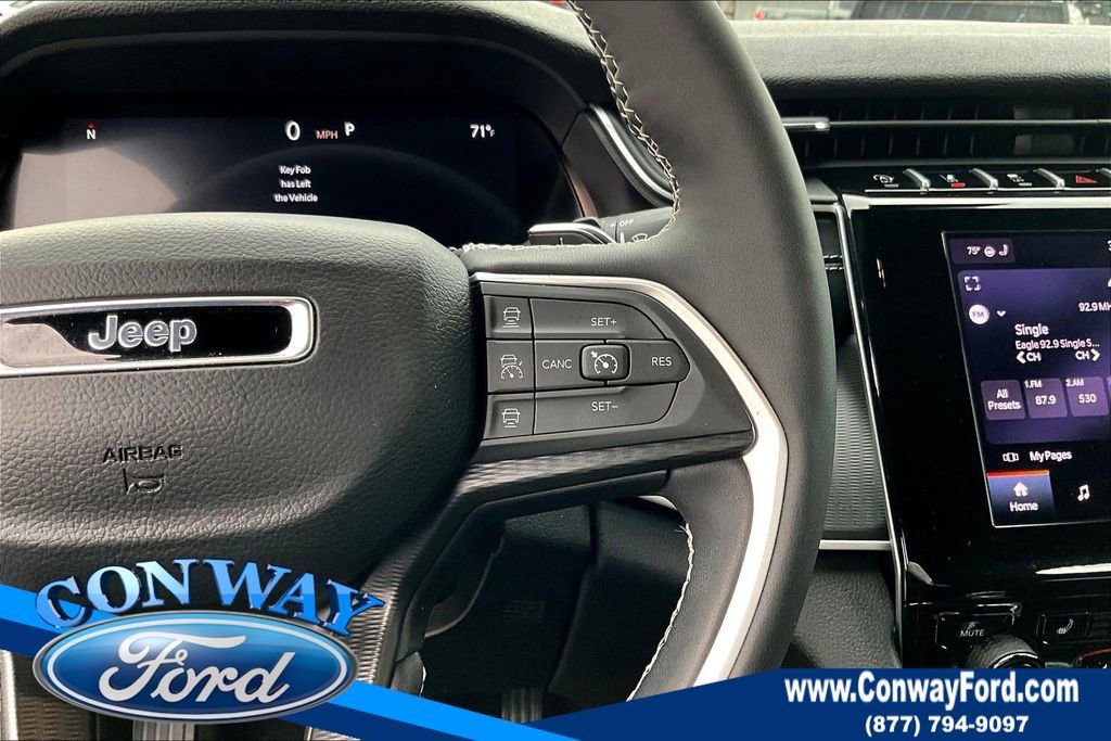 Used 2025 Jeep Grand Cherokee L Laredo w/ Luxury Tech Group I image 14