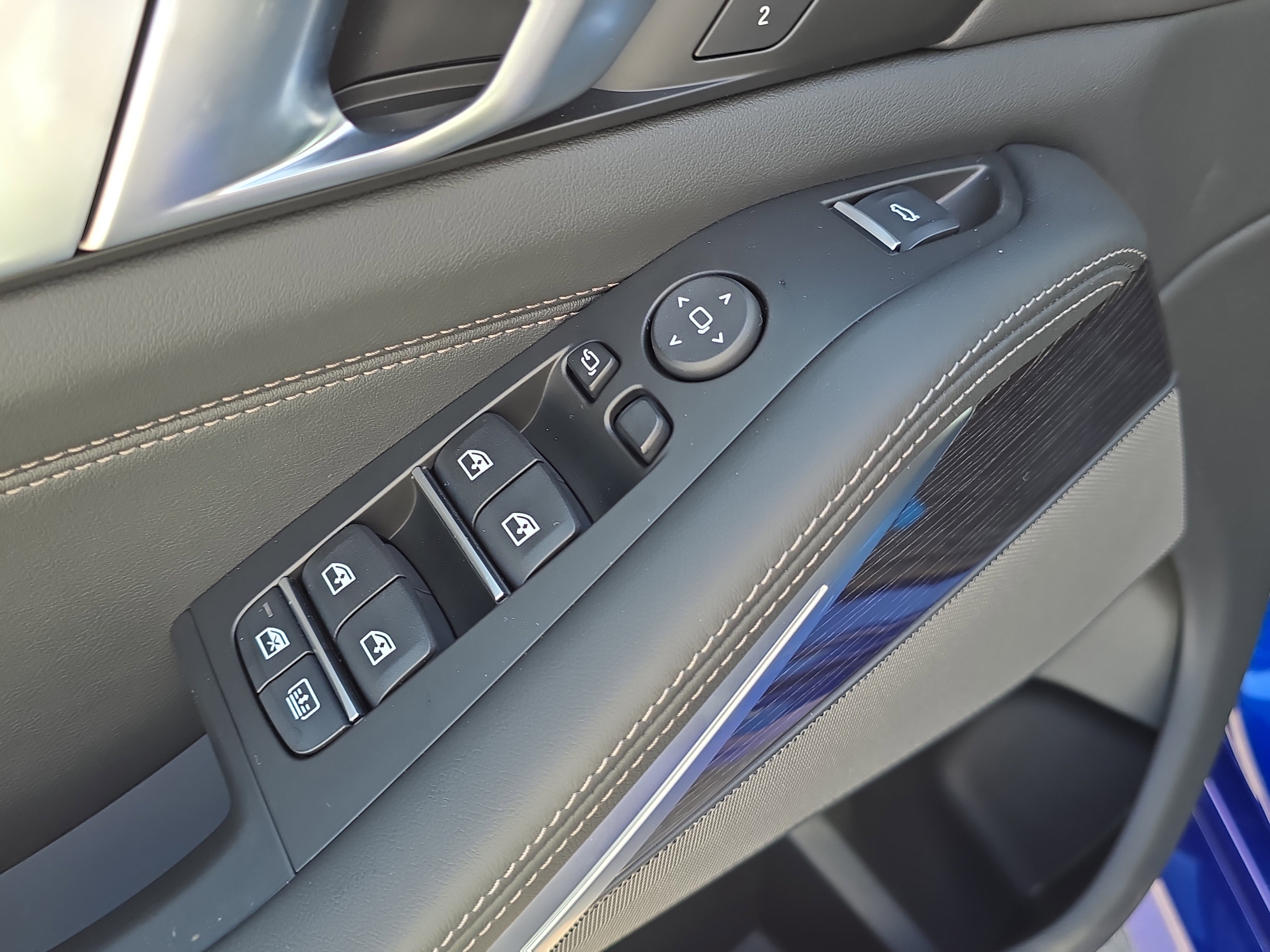 New 2026 BMW X7 M60i image 23
