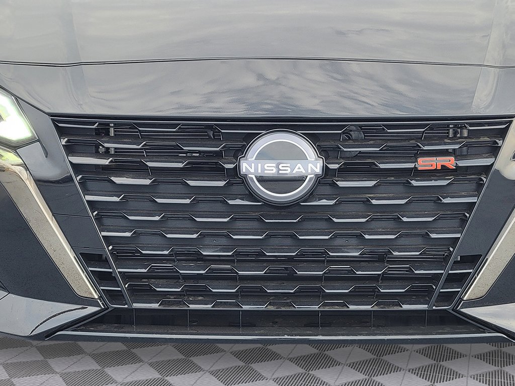 New 2025 Nissan Altima 2.5 SR image 10