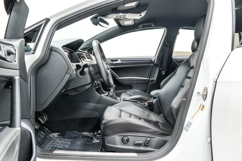 Used 2019 Volkswagen Golf R 4-Door AWD/4WD image 21