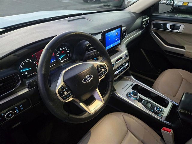 Certified 2024 Ford Explorer XLT w/ Equipment Group 202A image 8