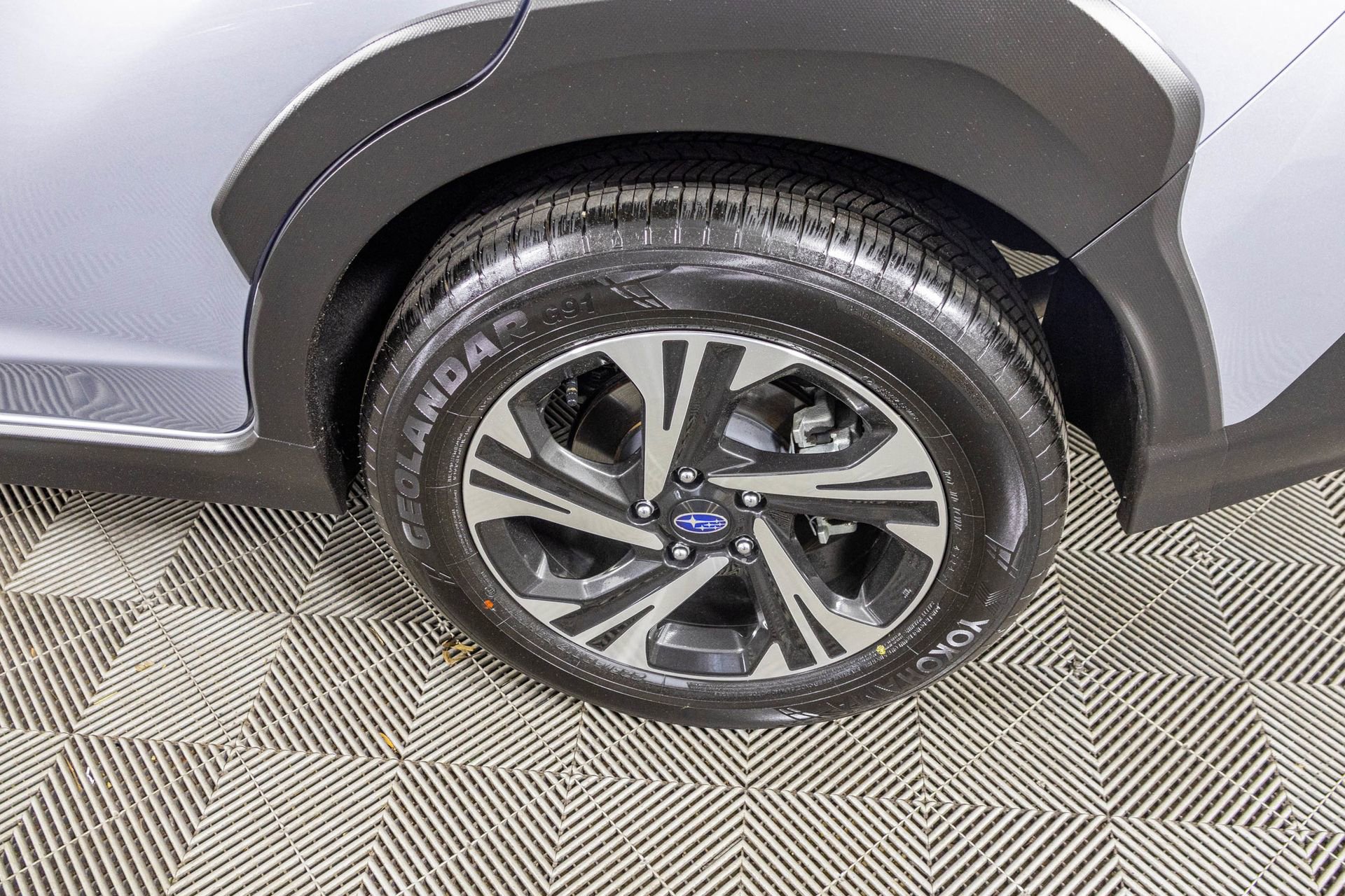 Used 2025 Subaru Crosstrek 2.0i Premium image 46