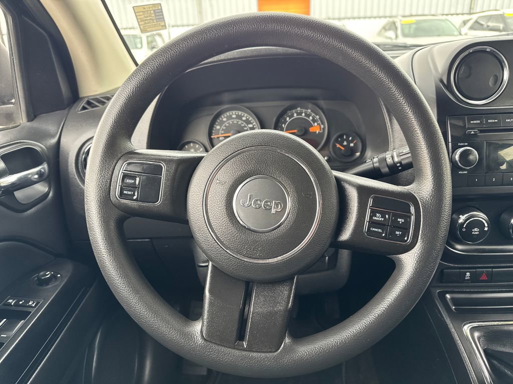 Used 2014 Jeep Compass Sport w/ Power Value Group image 14