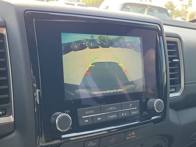 Certified 2024 Nissan Frontier SL w/ Technology Package image 32