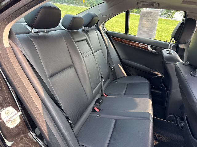 Used 2013 Mercedes-Benz C 300 4MATIC Sedan image 9