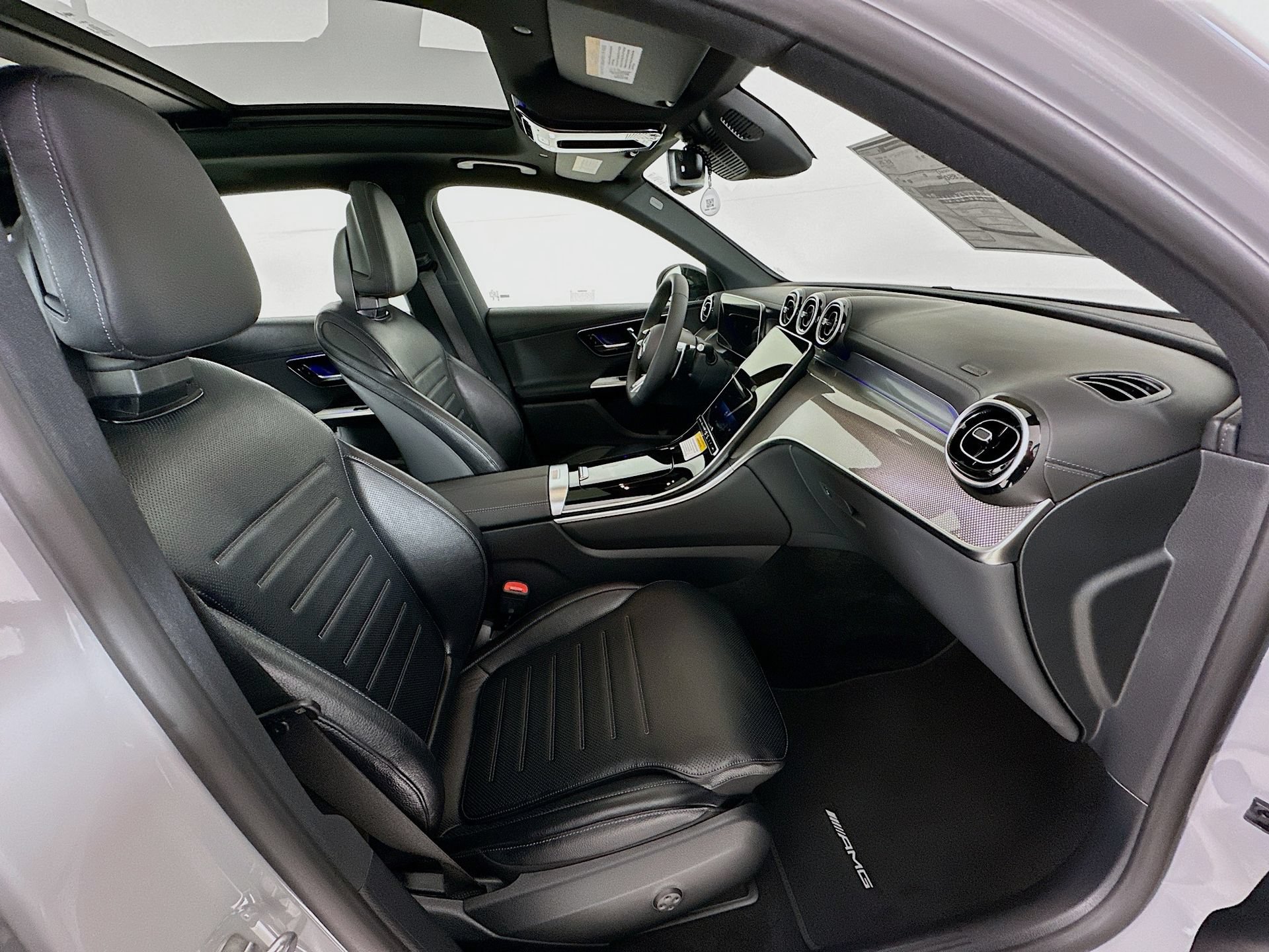 New 2026 Mercedes-Benz GLC 43 AMG 4MATIC image 31