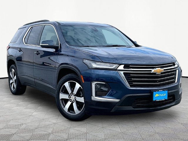 Used 2023 Chevrolet Traverse LT w/ LT Premium Package
