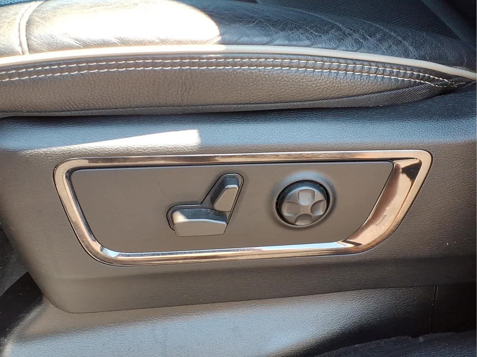 Used 2022 RAM 1500 Limited AWD/4WD image 16