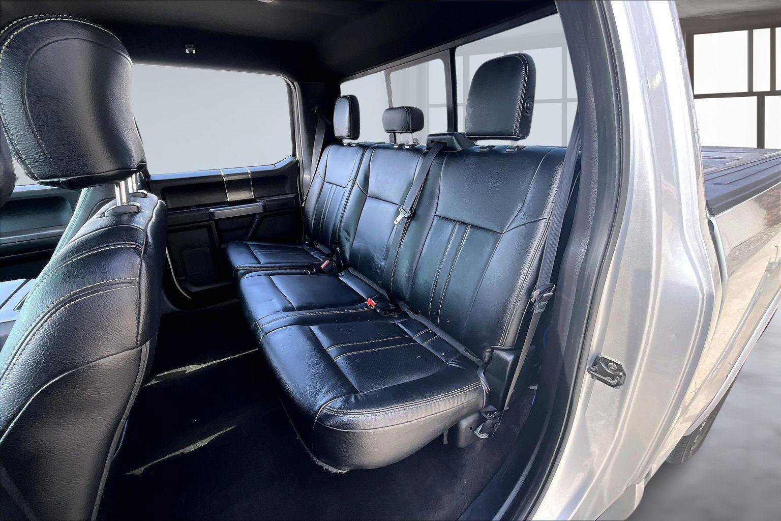 Used 2018 Ford F150 XLT w/ Equipment Group 302A Luxury image 26