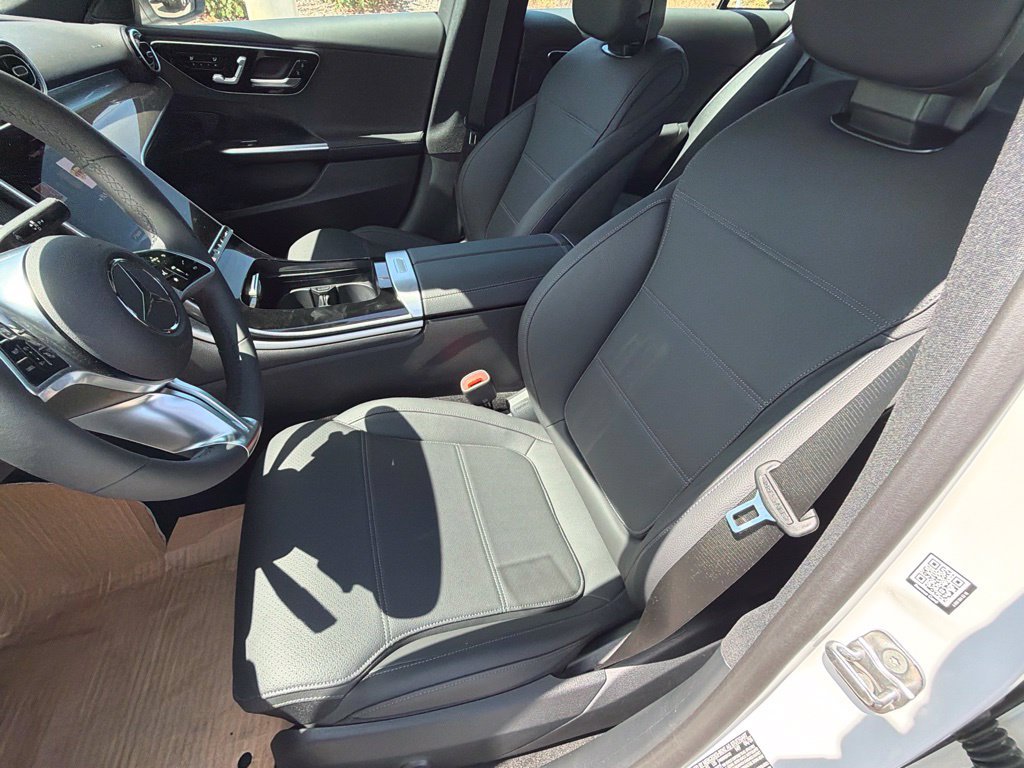 New 2026 Mercedes-Benz C 300 Sedan image 21