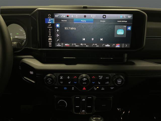 Used 2024 Jeep Wrangler High Altitude image 8