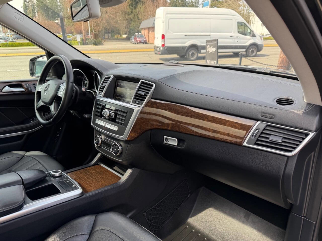 Used 2013 Mercedes-Benz GL 450 4MATIC w/ Premium 1 Pkg image 23