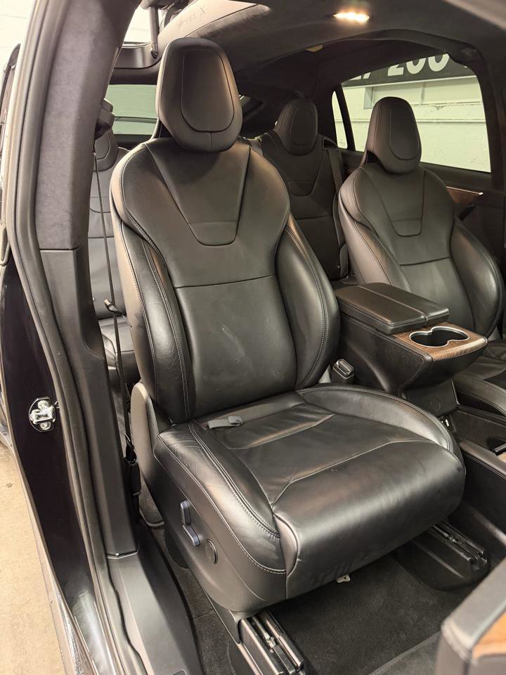 Used 2017 Tesla Model X P100D image 30
