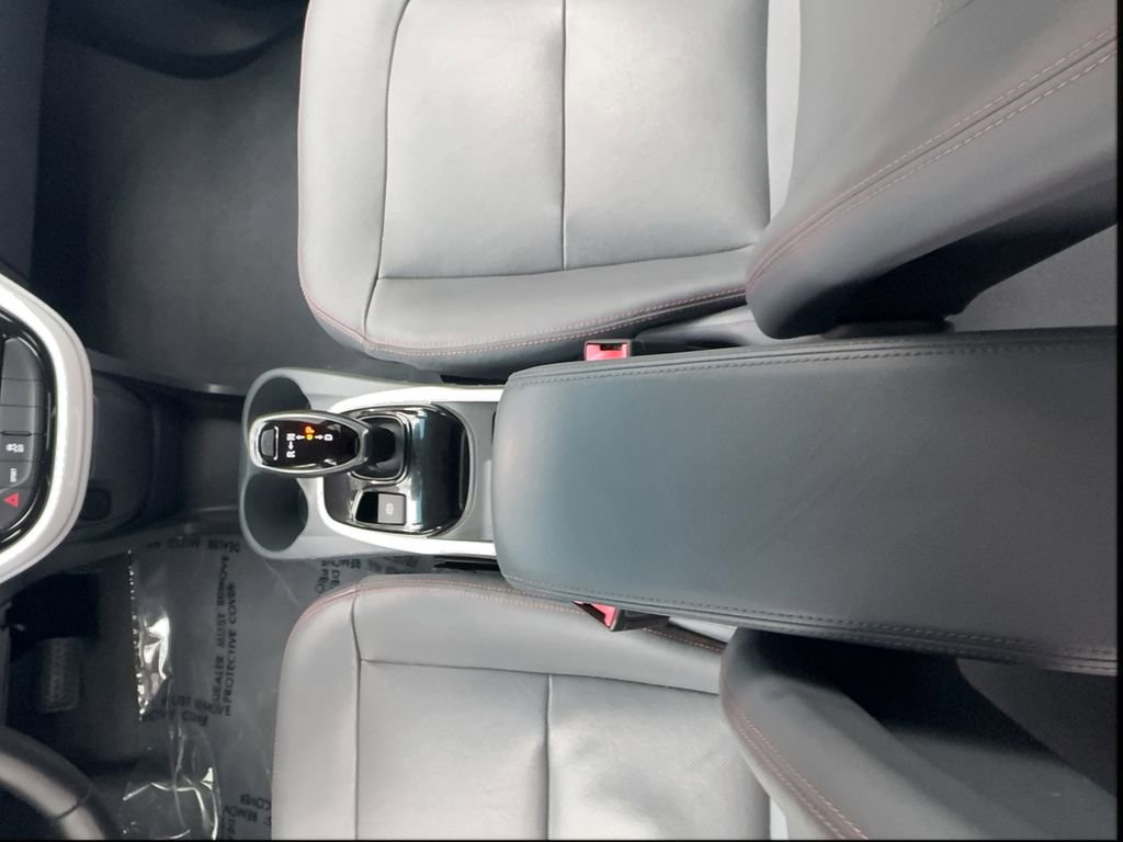 Used 2017 Chevrolet Bolt Premier w/ Driver Confidence II Package image 34