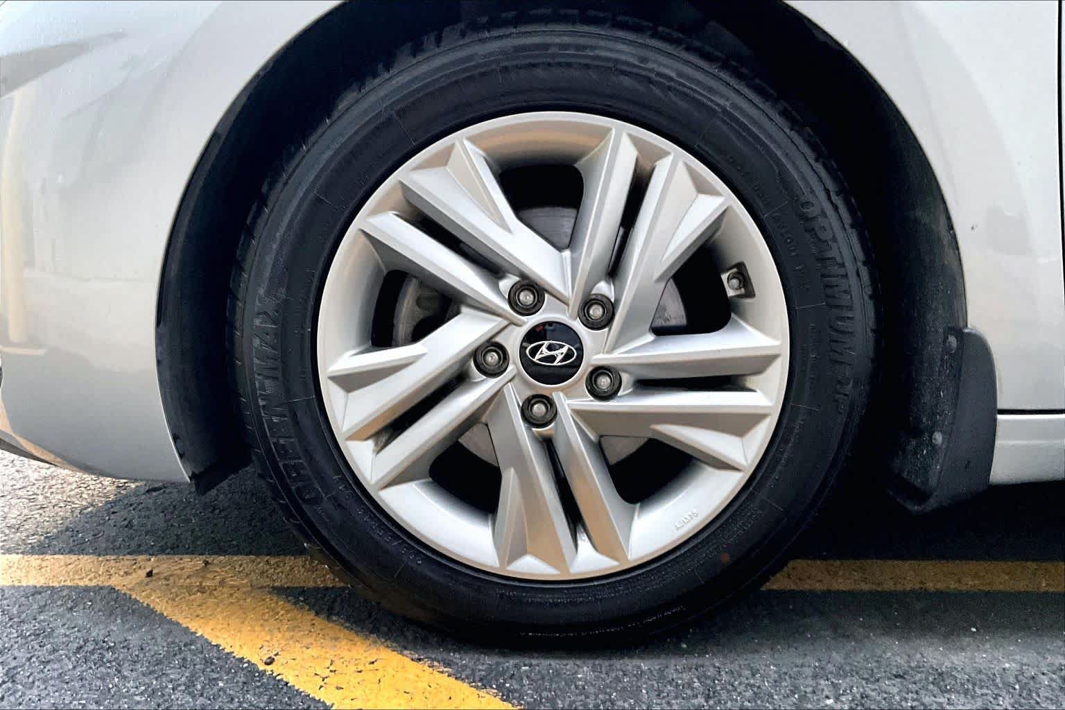 Used 2020 Hyundai Elantra Value Edition w/ Cargo Package (C1) FWD image 34
