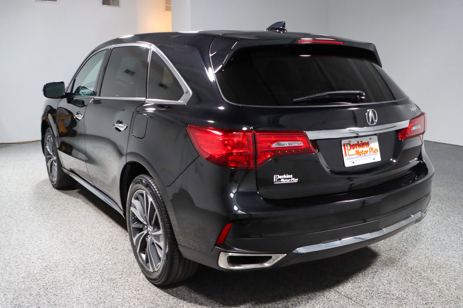 Used 2020 Acura MDX SH-AWD w/ Technology Package image 9
