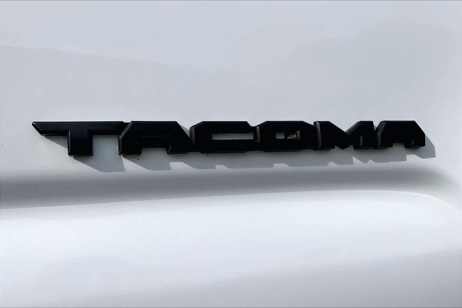 Used 2023 Toyota Tacoma TRD Off-Road AWD/4WD image 33