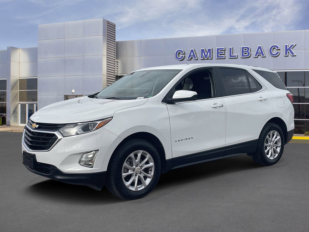 Used 2021 Chevrolet Equinox LT image 2