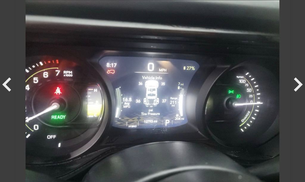 Used 2025 Jeep Wrangler Unlimited Rubicon 4xe image 15