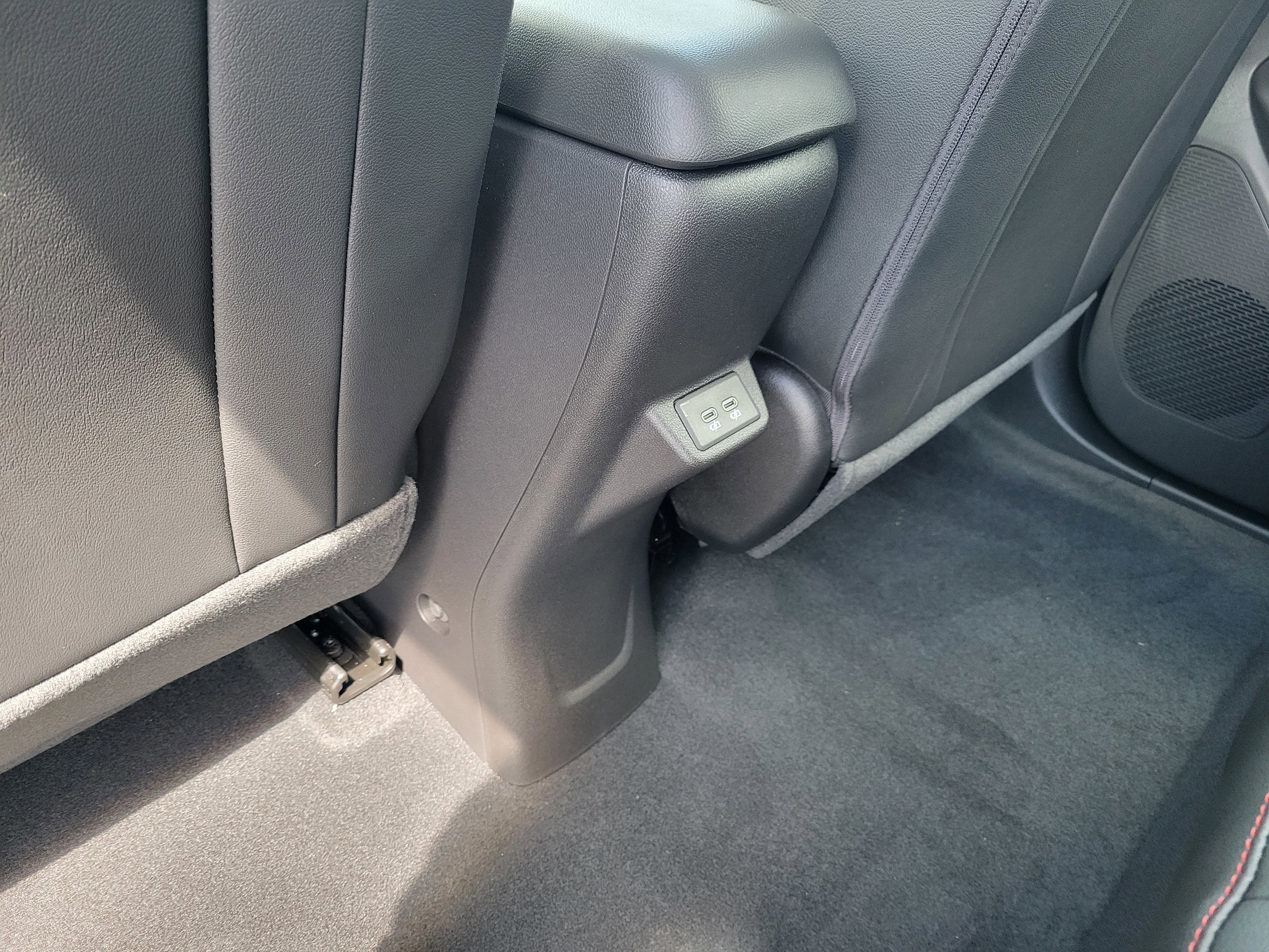 New 2027 Chevrolet Bolt RS w/ Technology Package image 32